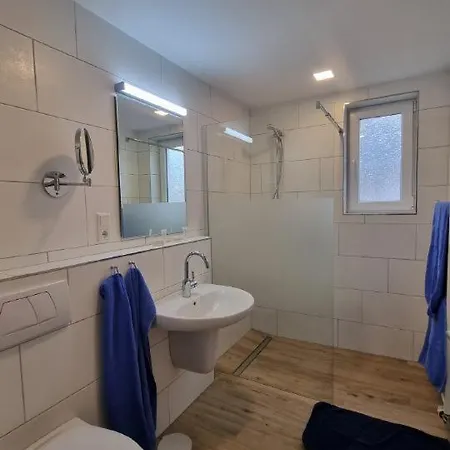 Apartmenthaus Robbe Luv Neuharlingersiel Exterior photo